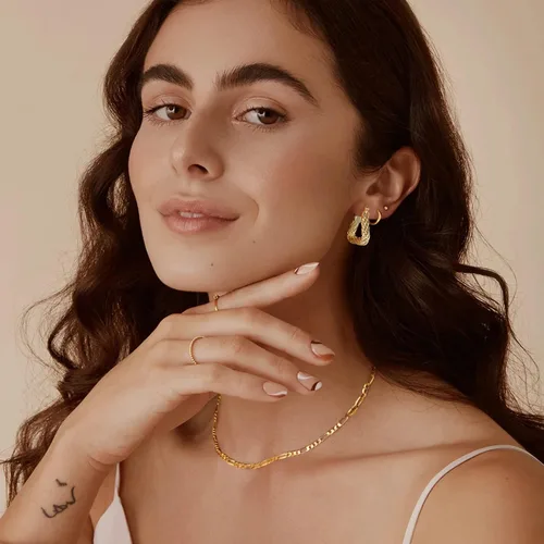 Miniatura 3 de Anten Pink Aretes de aro de oro para mujer, de triángulo, hipoalergénicos, chapados en oro de 18 quilates, aretes de diseño de moda 2023