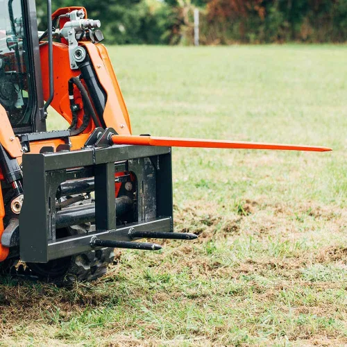 Miniatura 3 de Titan Attachments Accesorio de marco de heno para minicargador, lanza de heno de 39 pulgadas y lanzas estabilizadoras, clasificado 3,000 libras