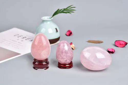 Miniatura 7 de AMOYSTONE Huevo de cristal de cuarzo rosa natural con base para decoración del hogar, curación y uso de reiki, tamaño pequeño de 2 a 2.3 pulgadas