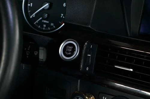 Miniatura 2 de Angelguoguo Interruptor de arranque del motor de coche Botón de repuesto para BMW 1 3 5 Series X1 X3 X5 X6 Z4 E chasis E81 E87 E90 E91 E92 E93 E60