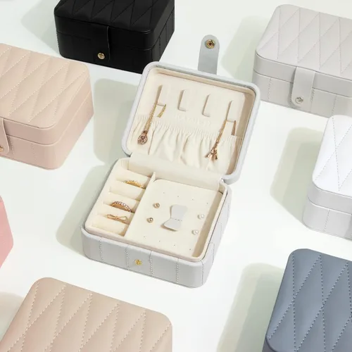Miniatura 4 de KAMIER Organizador de joyas de viaje cajas de joyería portátiles de cuero acolchado con diamantes para mujeres y niñas organizador pequeño