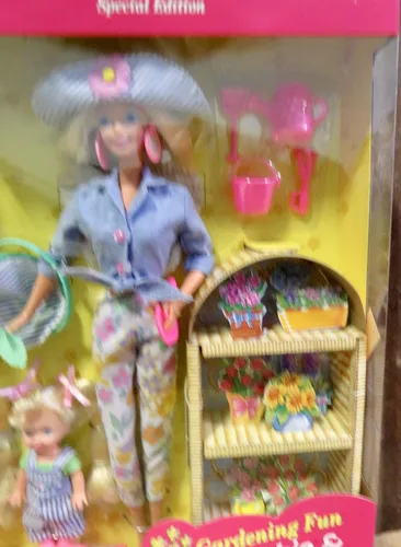 Miniatura 3 de Gardening Fun BARBIE & KELLY Gift Set - Set de edición especial con 2 muñecas y accesorios (1996)