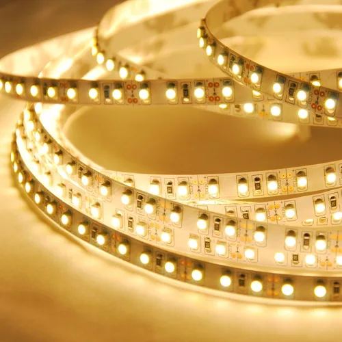 ABI Tira de luz LED flexible de doble densidad blanca cálida con adaptador de CA, chips LED de 120 LED/metros, carrete de 16.4 pies, 12 V CC