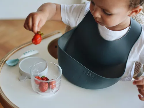 Miniatura 2 de Beaba Babero de silicona para bebé, hecho con silicona suave y flexible, baberos para bebé con recogedor de alimentos para bebés, esenciales