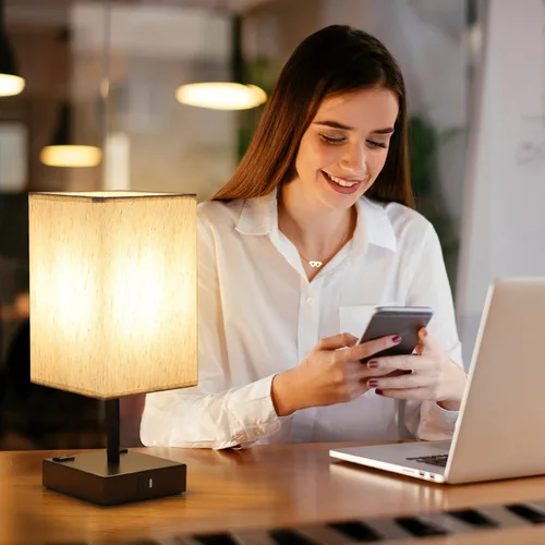 Miniatura 5 de Lámpara de mesa para dormitorio, lámpara táctil pequeña con puertos de carga USB C+A y salidas de CA, lámpara de mesita de noche regulable de 3 vías