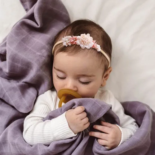 Miniatura 4 de XuoAz Juego de diademas florales para bebés y niñas, con corona de flores, banda elástica para el cabello para recién nacidos, accesorios