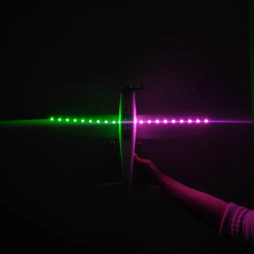 Nuevo avión RC P707 PRO 3Ch con GYRO, avión de ala fija para exteriores con transmisor de 2.4G, batería adicional y hélice... (luz LED)