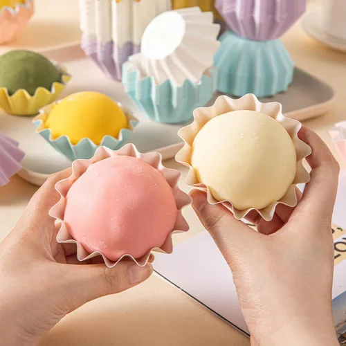 Miniatura 3 de 100 PCS Moldes de Papel Brioche para Hornear Moldes para Cupcakes Papel Antiadherente Recubierto Moldes Estándar para Muffins para Bodas Fiestas Rosa