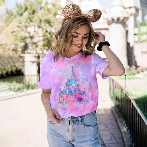 Miniatura 2 de FRYAID Camiseta mágica para mujer, diseño de castillo del reino y teñido anudado, camisetas de manga corta para vacaciones familiares