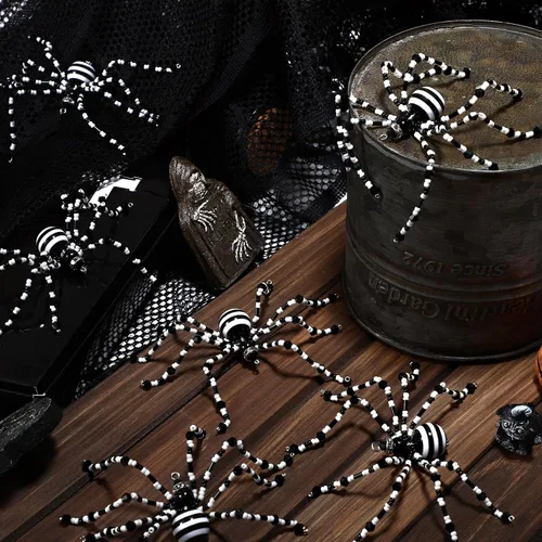 Miniatura 3 de Reallnaive 8 piezas de adornos de araña de Halloween en blanco y negro con cuentas, adornos colgantes para decoración de Halloween, regalo