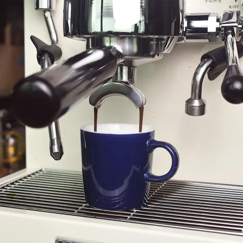 Miniatura 3 de homEdge Mini Taza de Espresso de Porcelana, 4 Onzas / 120 ml Pequeñas Tazas de Café Cerámicas Demitasse para Espresso, Té - Juego de 6