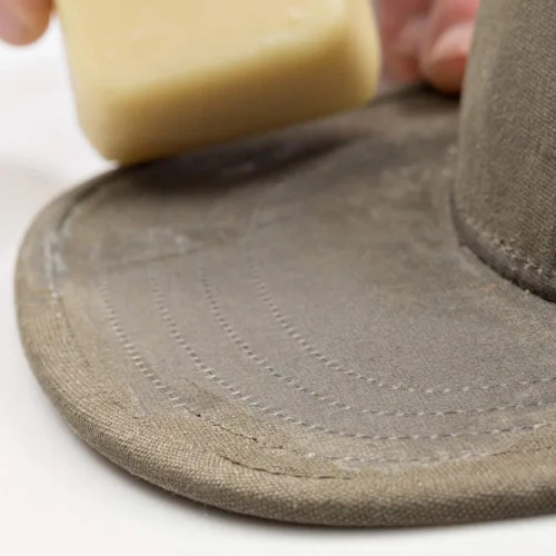 Miniatura 6 de Otter Wax Barra de cera de tela Barra regular Protección duradera contra la lluvia Fabricado en los Estados Unidos Lona impermeable