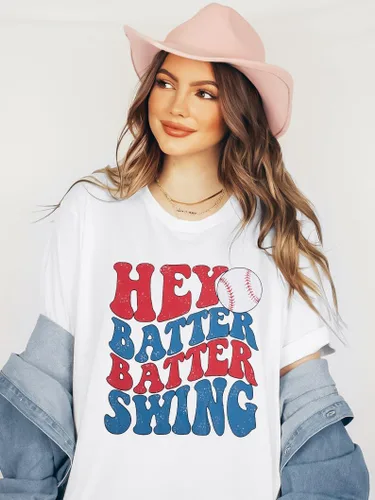 Miniatura 22 de Camiseta de béisbol para mujer, camisetas de béisbol de gran tamaño Hey Batter Batter Swing Graphic Tee Ballpark Gift Tops de manga corta