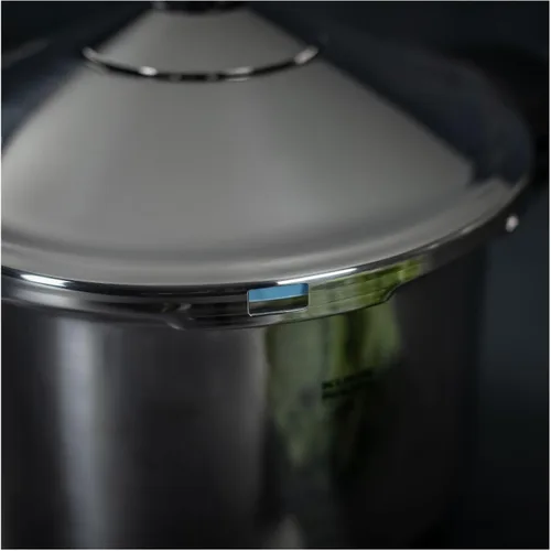 Miniatura 5 de Kuhn Rikon DUROMATIC® - Olla a presión para estufa de 7.0 L, 8.7 in, fabricada en Suiza, acero inoxidable 18/10, eficiencia energética, tapa