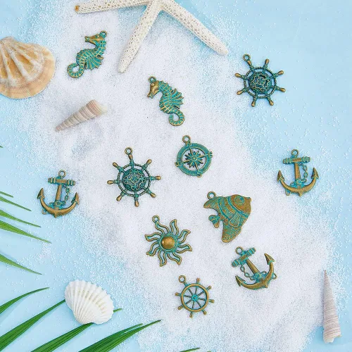 Miniatura 4 de SUPERFINDINGS Colgantes de aleación con temática oceánica, 42 piezas, 7 estilos, pátina verde, caballito de mar, brújula, colgante, colgante de pez