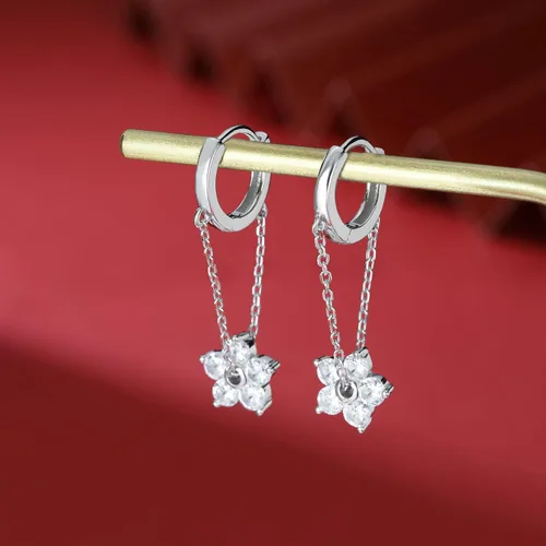 Miniatura 4 de SLUYNZ Aretes colgantes de plata de ley con circonita cúbica para mujer, aretes de aro con borla