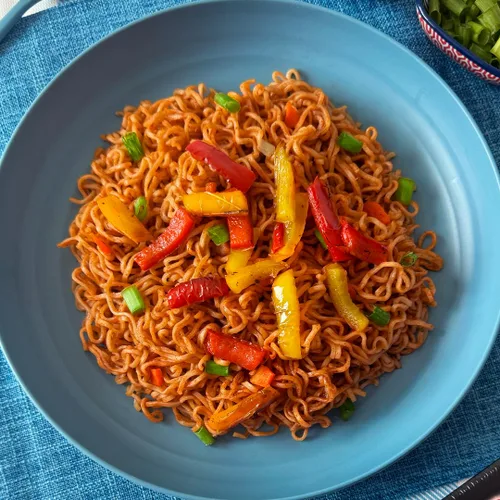 Miniatura 3 de Maruchan Yakisoba Fire sabor a carne picante, 3.99 onzas (paquete de 8)