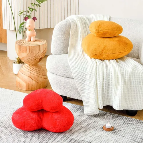 Miniatura 5 de XVTRU Almohadas de corazón rojo, bonita almohada decorativa de corazón, almohadas en forma de corazón para cama, cojín de felpa de felpa de conejo
