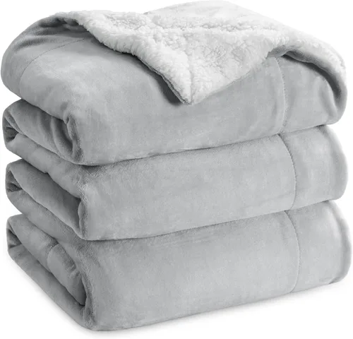 Bedsure GentleSoft - Mantas de forro polar Sherpa tamaño Queen para cama - Manta gruesa y cálida para mujeres y hombres, manta Queen de felpa suave