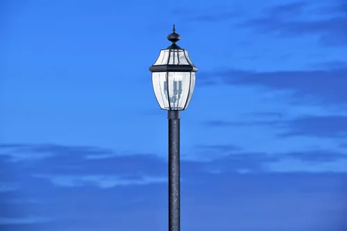 Miniatura 5 de Sea Gull Lighting 8239–12 Farol de poste para exteriores Lancaster, 24 pulgadas de altura, negro
