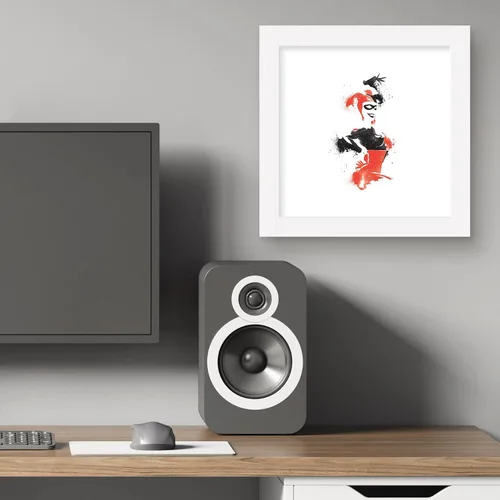 Miniatura 5 de Trends International Gallery Pops DC Comics Harley Quinn - Arte de pared clásico de Harley, versión enmarcada blanca, 12 x 12 pulgadas Versión