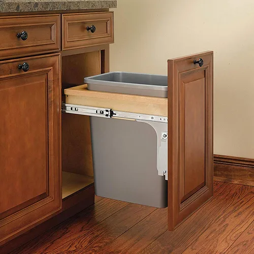 Miniatura 7 de Rev-A-Shelf Basurero de cocina extraíble individual para debajo del gabinete, 35 cuartos de galón con profundidad reducida, toboganes de extensión