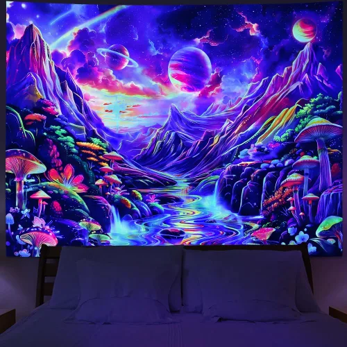 Miniatura 3 de Lahasbja Blacklight Galaxy Planet Tapiz UV Reactive Hongo Colgante de Pared Fantasía Estrellas Estrelladas Paisaje Montaña Paisaje Luz Negra Póster