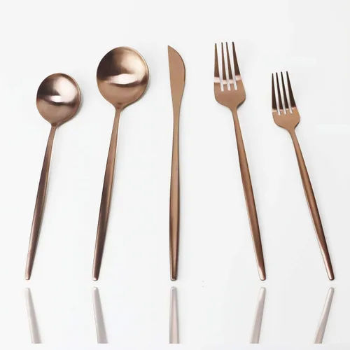 Miniatura 13 de JASHII - Juego de cubiertos dorados con mango blanco, juego de cubiertos de acero inoxidable con acabado mate, incluye tenedores, cuchara, Mango