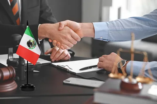 Miniatura 6 de Banderas de México - Juego de banderas mexicanas de escritorio, pequeña bandera de mesa de México con poste negro de 13 pulgadas, base negra y parte