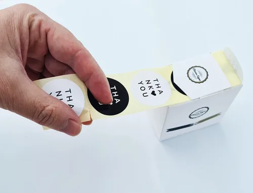 Miniatura 4 de 500 calcomanías de agradecimiento, diseño elegante para negocios, 2 diseños únicos, caja dispensadora redonda de 1.5 pulgadas, ideal para minoristas
