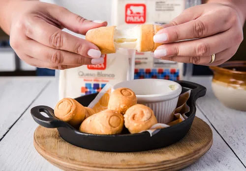 Miniatura 3 de Paisa Queso Blanco Natural Pastel de Queso Blanco Venezolano 5.5 Lb (88.01 oz)