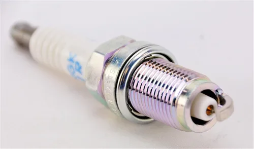 Miniatura 4 de NGK 6774 Bujías Premium de Láser de Iridio IZFR6K13 Paquete de 4