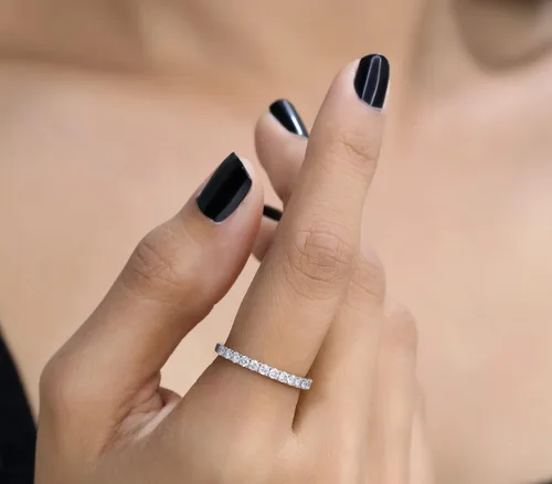 Miniatura 2 de Dazzlingrock Collection Anillo apilable de oro de 10 quilates de 0,50 quilates con diamantes blancos redondos de 12 quilates