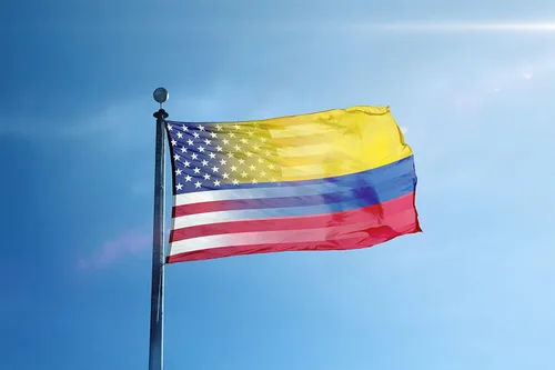 Miniatura 2 de Bandera híbrida colombiana americana de 3 x 5 pies: pancarta 100% poliéster, ojales de latón y cabecera de lona fuerte, para uso en exteriores