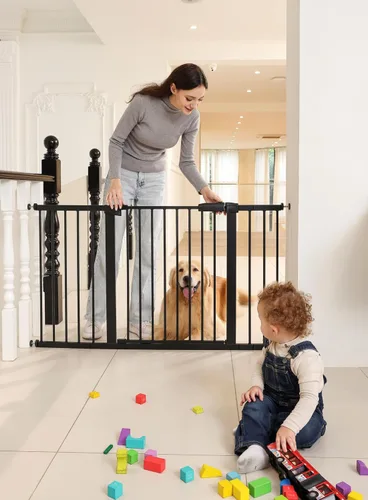 Puerta de seguridad para bebés y mascotas de 29"-57", puerta de metal de 30" de alto con paso para puertas y escaleras, fácil de abrir con una sola