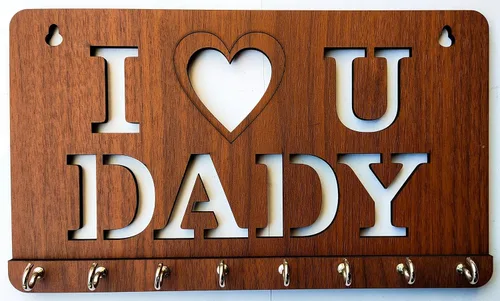Miniatura 4 de Soporte familiar para llaves de pared de madera para decoración del hogar, soporte para llaveros, regalo para el mejor diseñador familiar del mundo