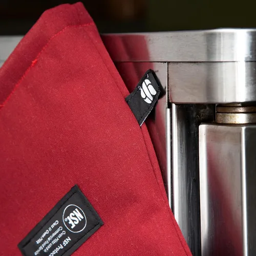 Miniatura 25 de San Jamar KT0215 Kool-Tek Manopla de protección para horno para temperatura convencional Nomex, 15" de longitud, rojo
