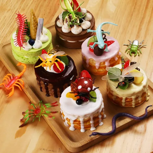 Miniatura 7 de Paquete de 76 mini juego de insectos de plástico, juguete realista de insectos para niños, figura de insectos falsos para niños, niños pequeños