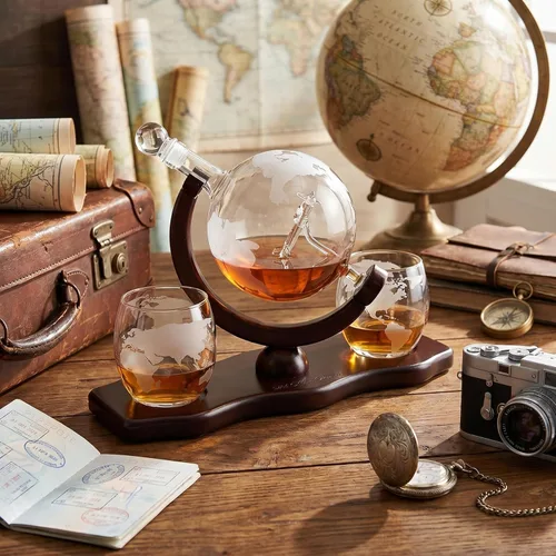 Miniatura 7 de Decantador del mundo grabado con globo de whisky, juego de regalo de whisky The Wine Savant con avión antiguo, piedras de whisky y 2 vasos de mapa
