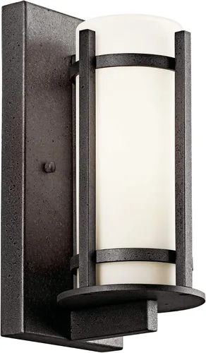 Kichler Camden - Lámpara de pared para exteriores de 11 pulgadas con cristal grabado en ópalo en yunque, 9.5 pulgadas