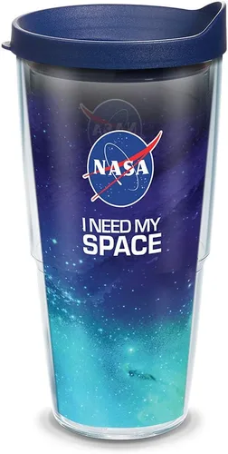 Tervis Vaso aislado de doble pared NASA I Need My Space hecho en Estados Unidos mantiene las bebidas frías y calientes, 24 onzas, clásico