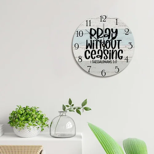 Miniatura 4 de Reloj de pared con versículo bíblico, arte religioso, reloj de madera, texto inspirador cristiano, reloj de madera rústico personalizado para ella
