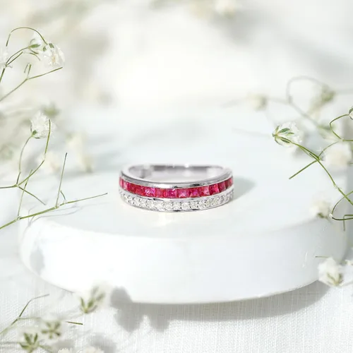 Miniatura 12 de Anillo de media eternidad de diamantes y rubí de 1.25 quilates para mujer Calidad AAA
