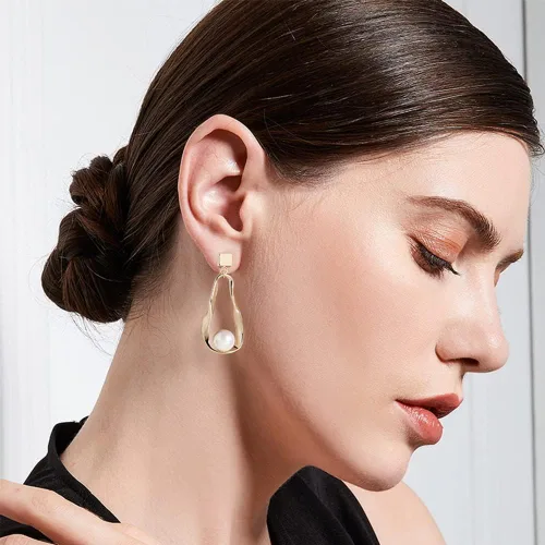 Miniatura 5 de BENECREAT 12 piezas de aretes de latón chapado en oro de 14 quilates de 0.031 in, con bucles horizontales y 30 tuercas de plástico para Perno de cubo