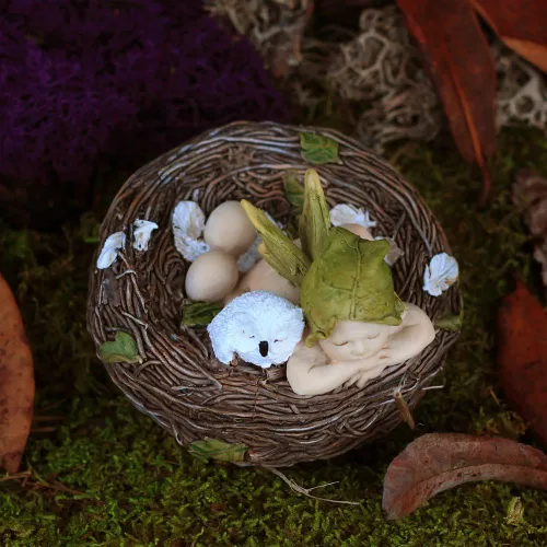 Miniatura 3 de Top Collection 4202 - Figuras de bebé de hadas durmiendo con búho en nido, blanco, marrón, crema, verde
