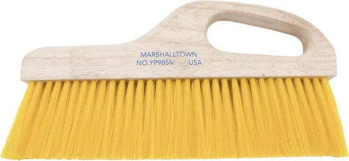 Miniatura 5 de Marshalltown Cepillo de mango, cerdas de polipropileno amarillas de 3 pulgadas, mango desplazado para mayor comodidad, ideal para textura