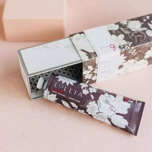 Miniatura 3 de LOLLIA En Amor Crema de Manos, 4 oz. – Pétalo Clásico – Crema de Manos Perfumada para Mujeres, Loción Hidratante para Manos Secas, Mantequilla