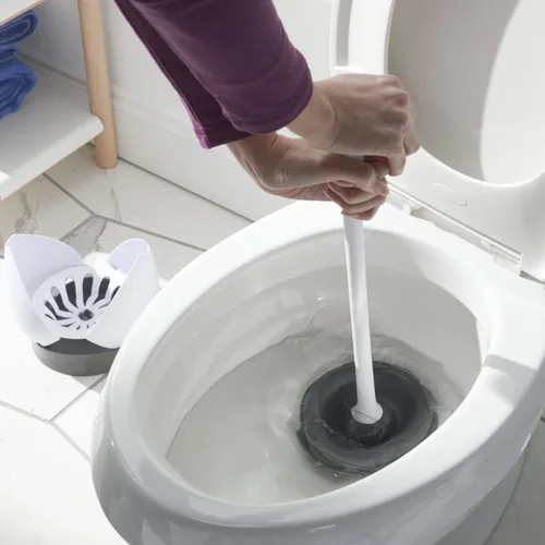 Miniatura 8 de Clorox Destapador de inodoro con soporte oculto y organizador de diseño compacto resistente con base de goma antideslizante para almacenamiento