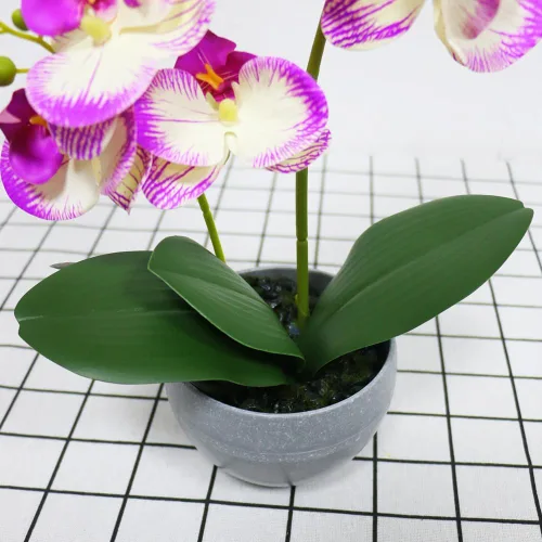 Miniatura 5 de Flores artificiales de orquídea morada, 2 tallos en maceta gris, flor de orquídea sintética en maceta para el hogar, mesa de baño, sala de estar