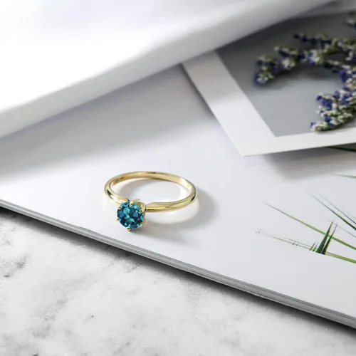 Miniatura 30 de Anillo de compromiso solitario con piedra preciosa redonda de oro amarillo de 14 quilates de 0.236 in para mujer Ajuste clásico de 6 puntas